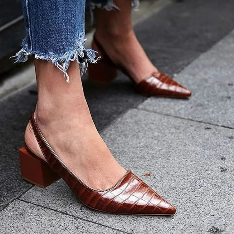 Zapatos de tacón ancho para mujer - tacones cuadrados y estilo sandalia - oficina