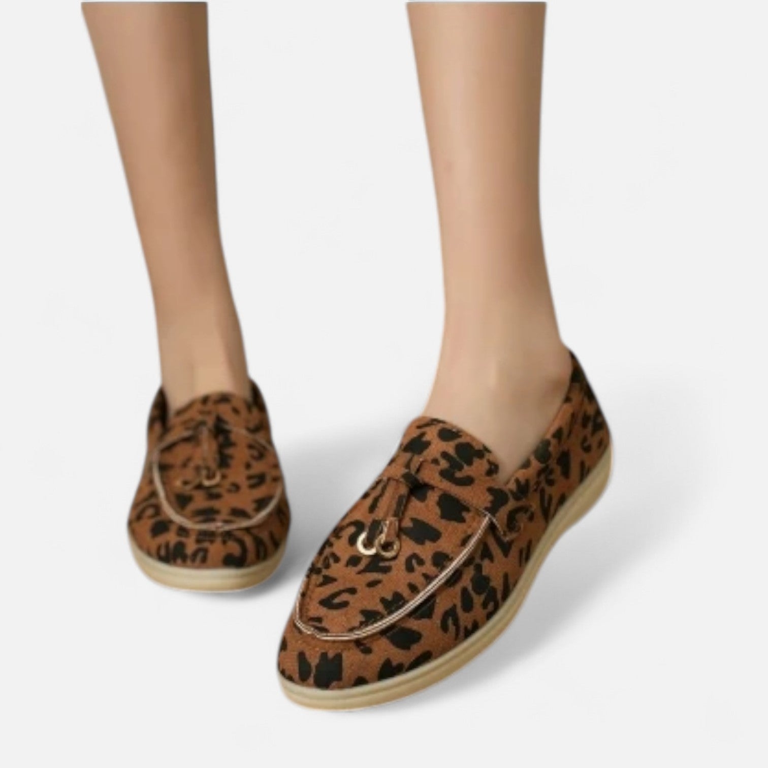 Velclairemode| Women's Retro Soft Leather Loafers - Slip-on Style, Thick Comfort Sole